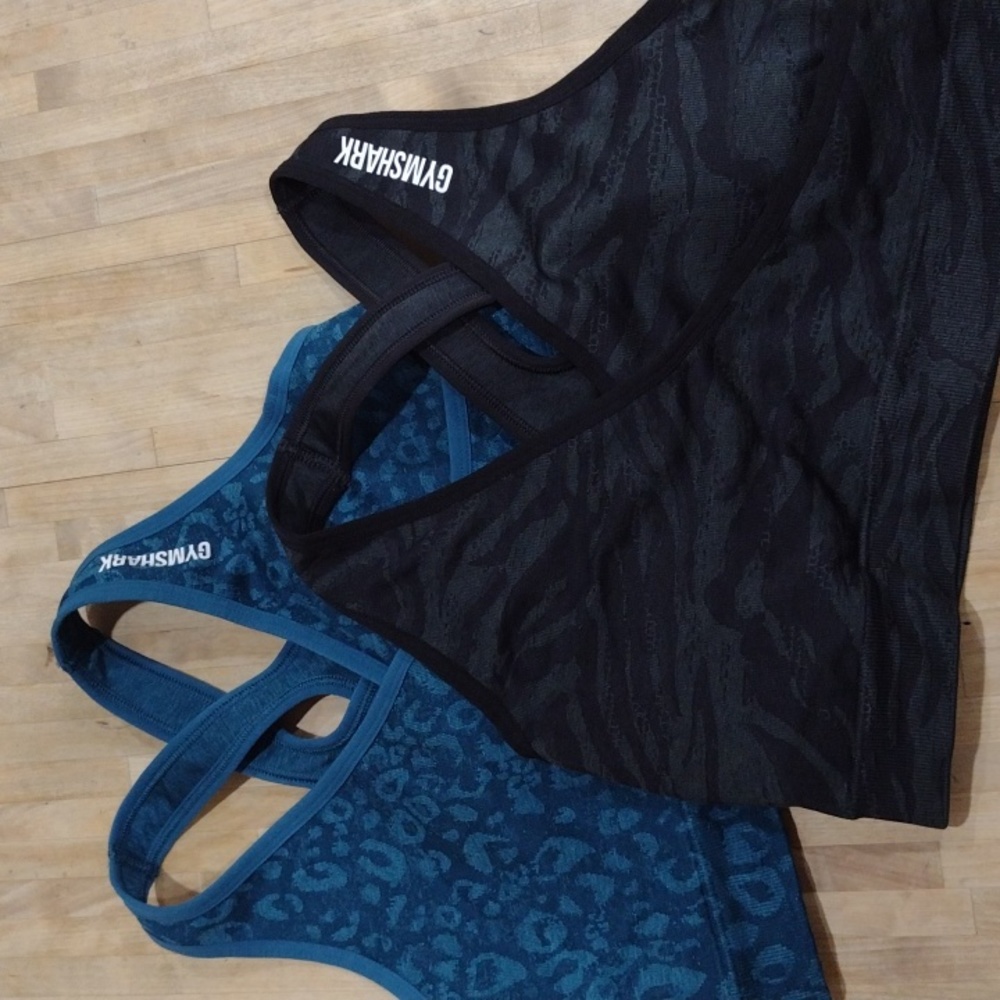 Gymshark Sports Bras - Black and Blue